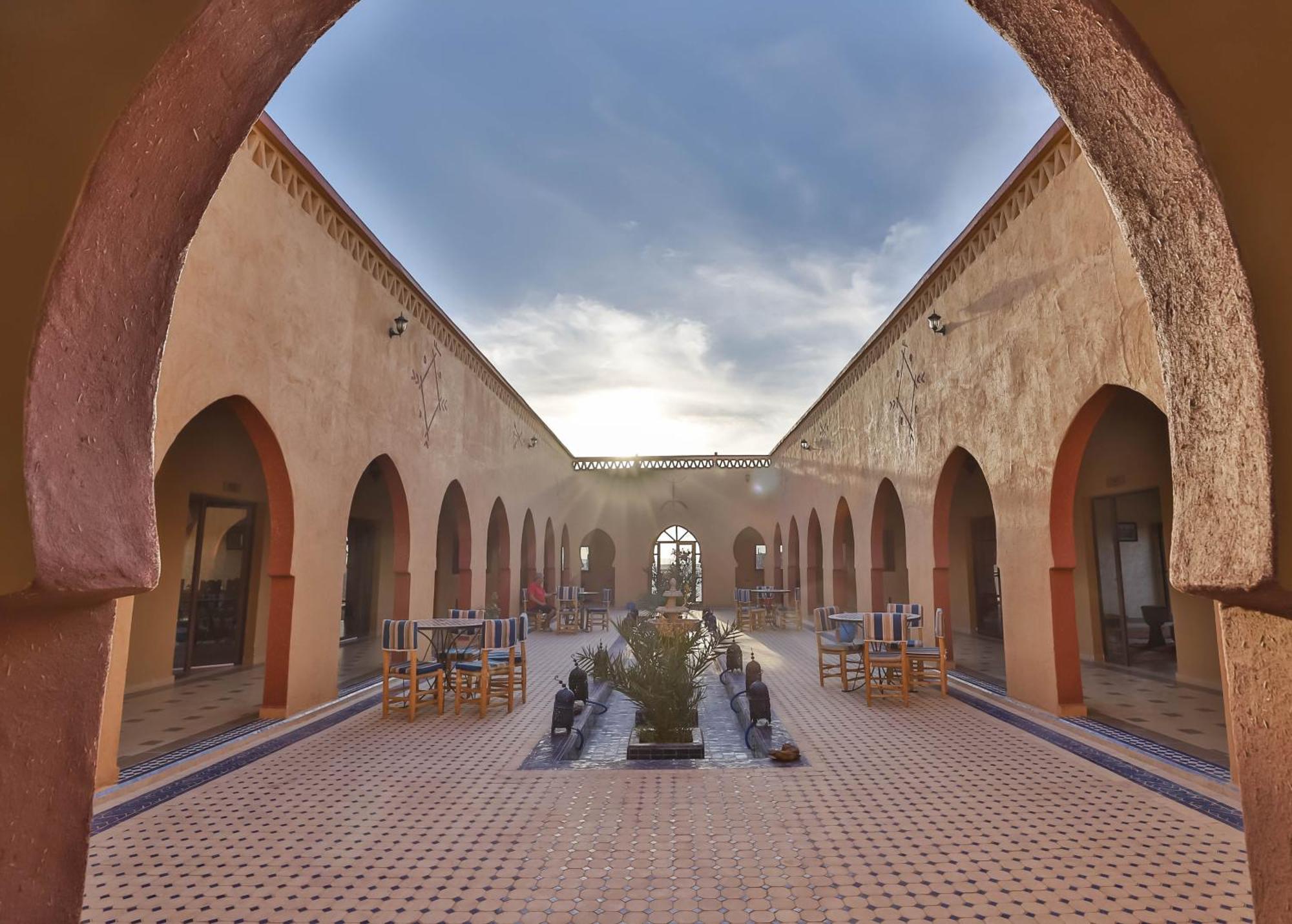 Berber Palace 메르주가 외부 사진